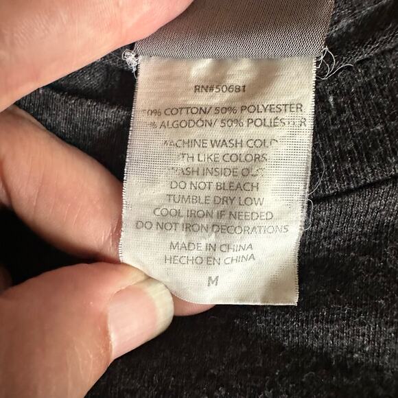 💥Wendy's Restaurant Work Shirt Adult size Medium Dark Gray Baconator Breakfast - Picture 8 of 10